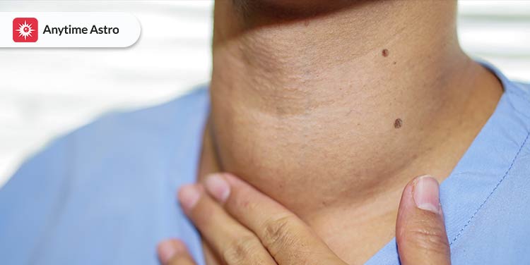 meaning of mole on neck